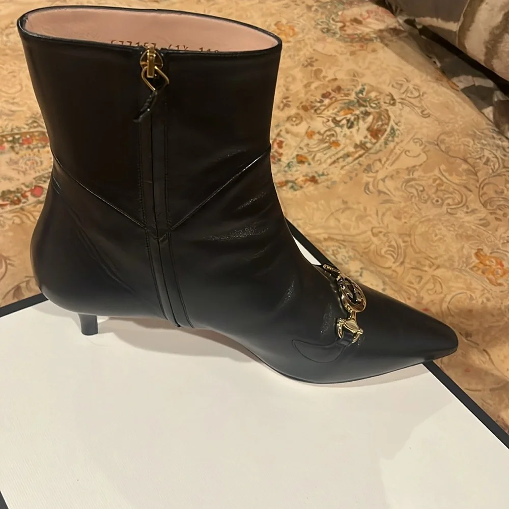 Gucci Kitten heel ankle boots Black womens 41-1/2 almost new!!!! authentic - Picture 3 of 10